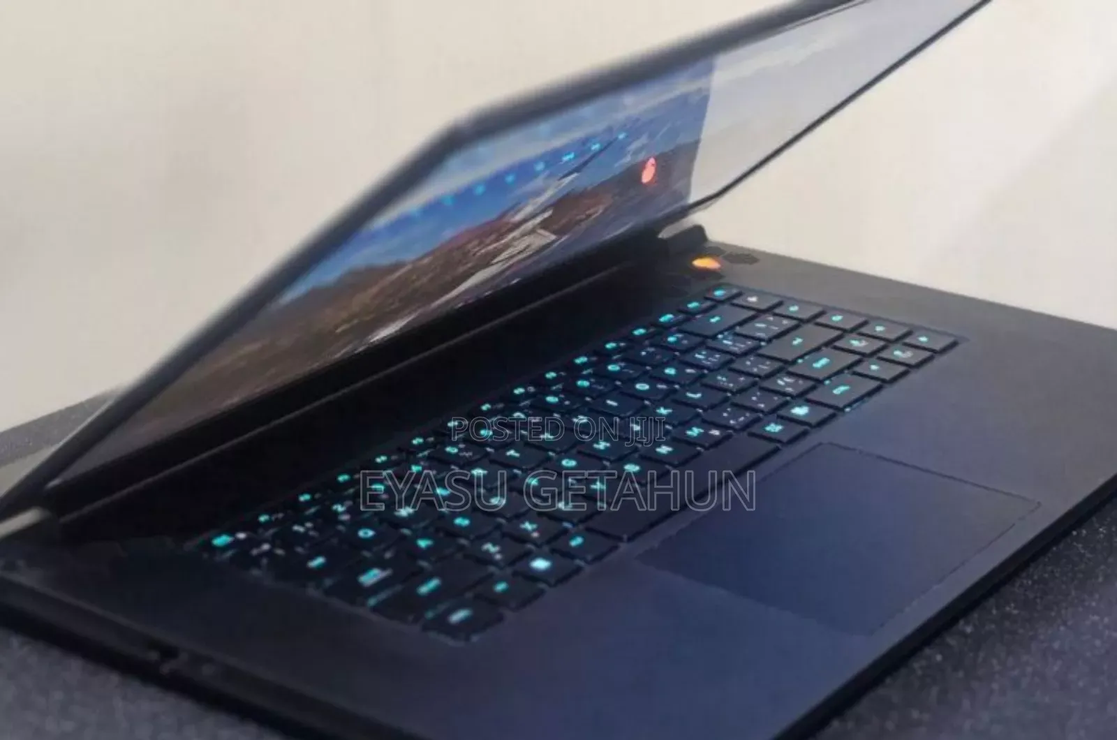 New Laptop Dell Alienware M17 R5 16GB AMD Ryzen 7 SSD 1T