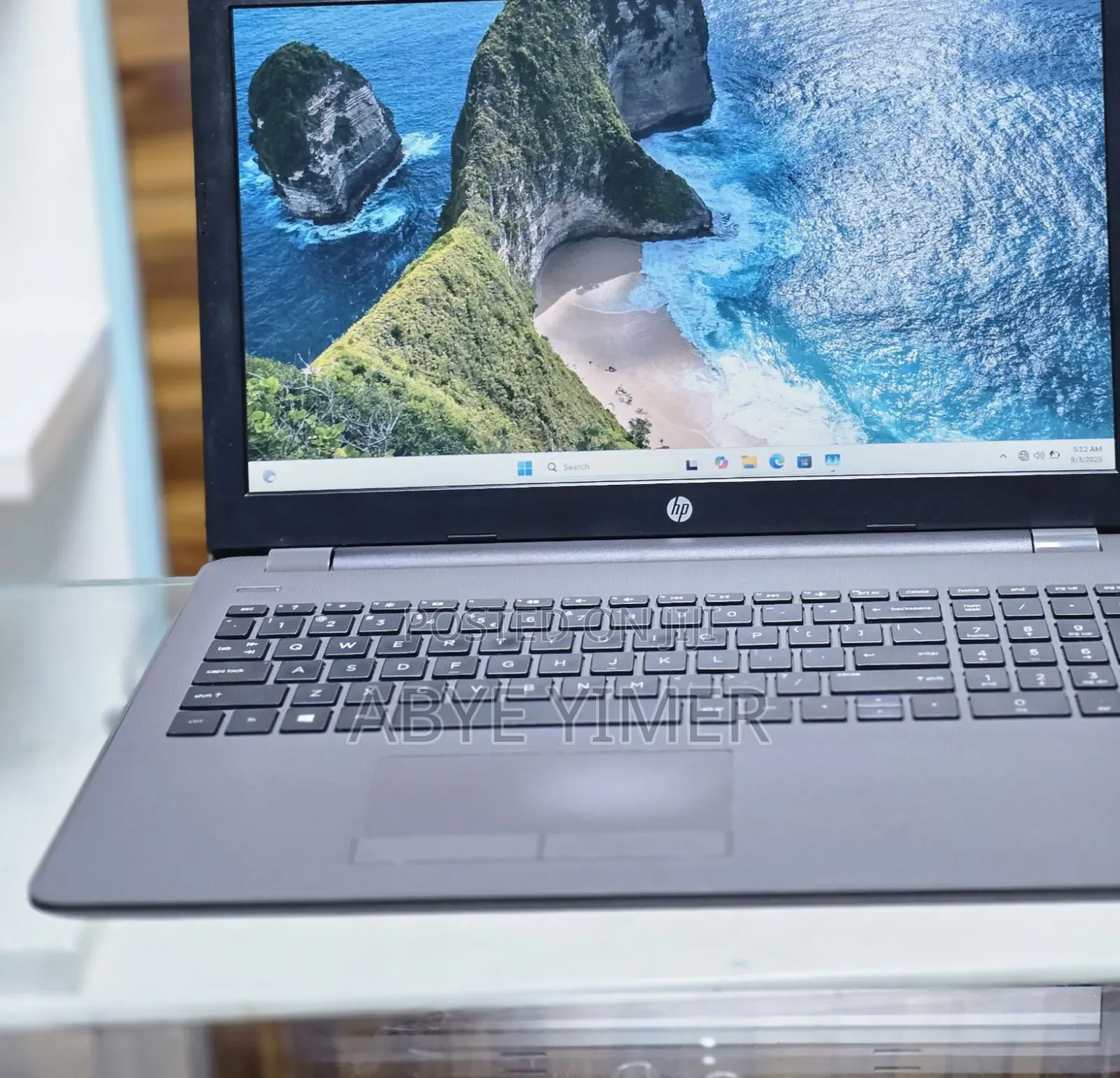 New Laptop HP Stream Notebook 8GB Intel Core I5 HDD 1T