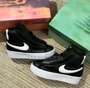 Nike Blazer Mid Black X White Rubber Sole