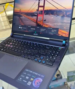 New Laptop MSI Pulse GL66 16GB Intel Core I9 SSD 1T