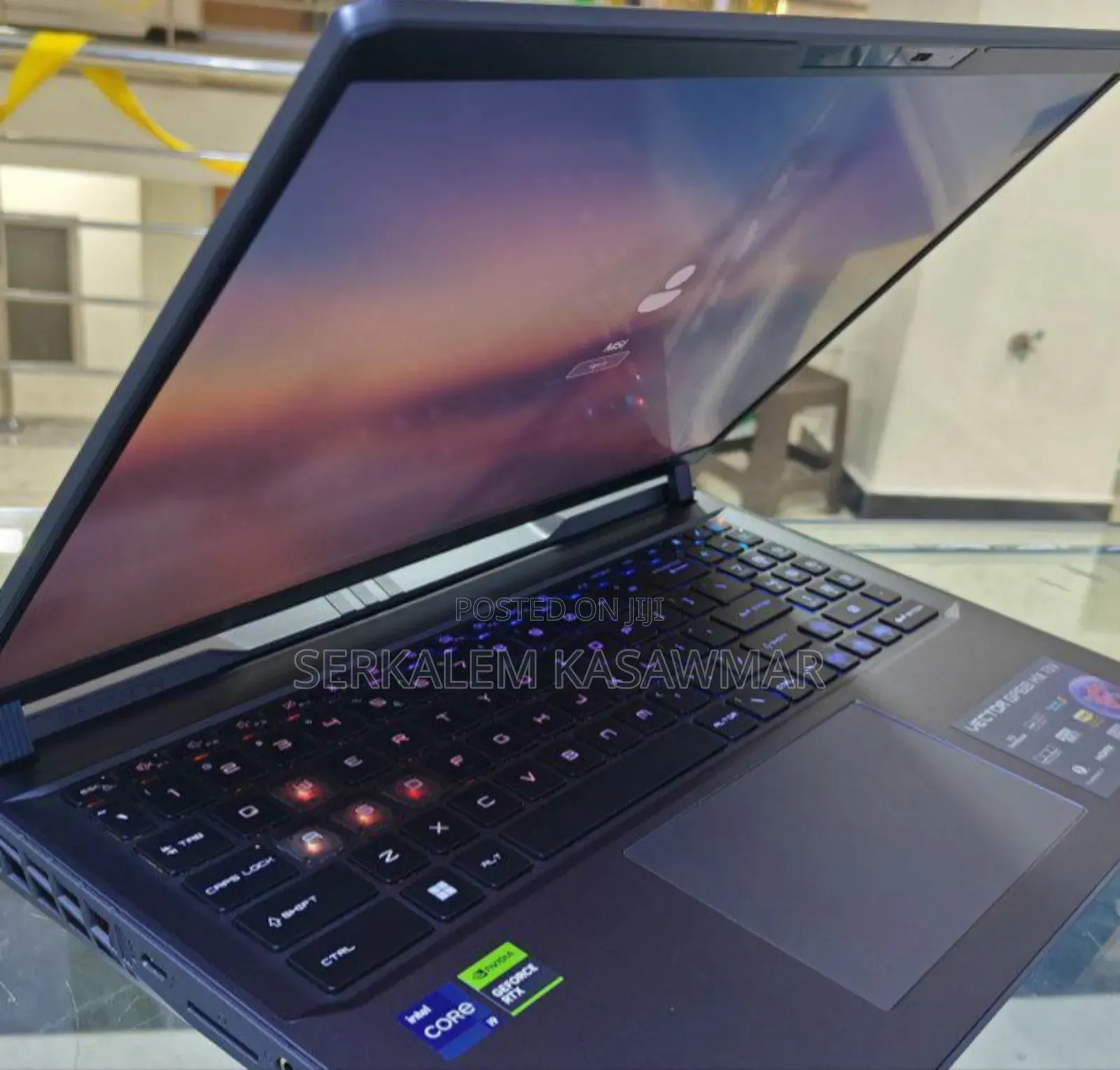 New Laptop MSI Vector GP68 HX 13V 16GB Intel Core I9 SSD 1T