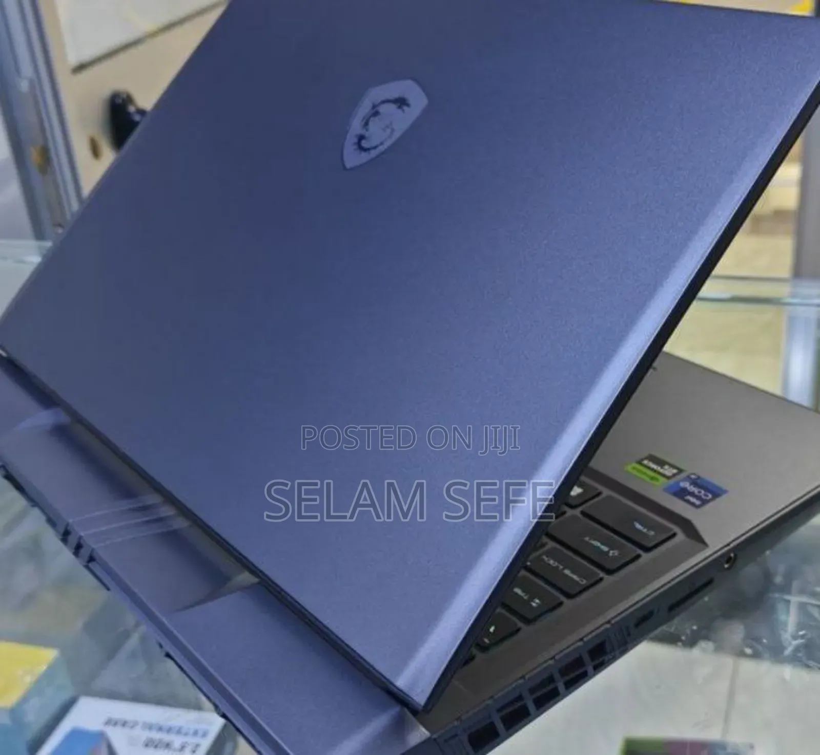 New Laptop MSI Vector 16 HX AI A2XWIG 16GB Intel Core I9 SSD 1T