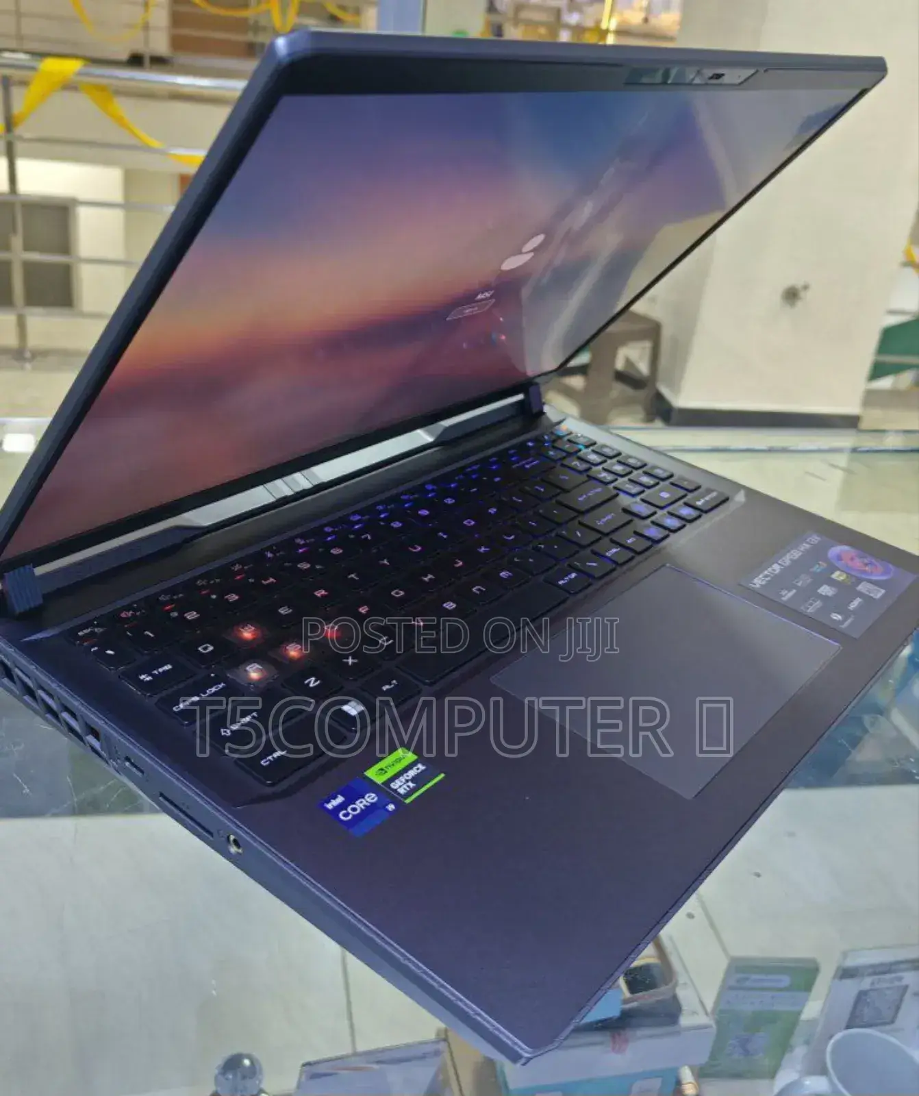 New Laptop MSI Vector GP68 HX 13V 16GB Intel Core I9 SSD 1T