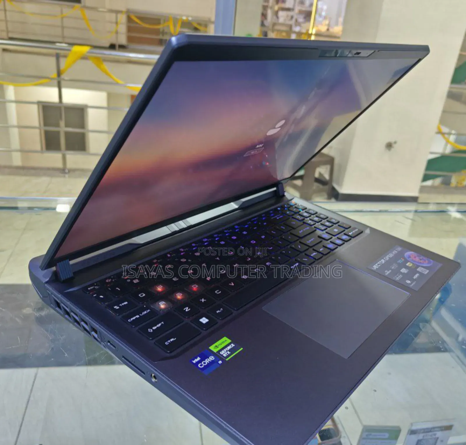 New Laptop MSI Vector GP68 HX 13V 16GB Intel Core I9 SSD 1T