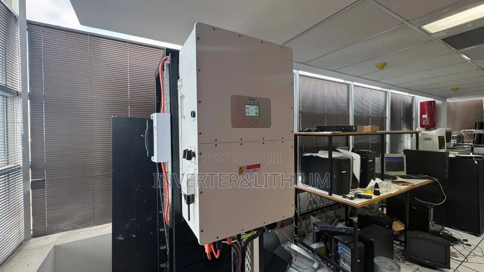 Hybrid Inverter With Lithium Ion Battery (Automatic Power Backup )