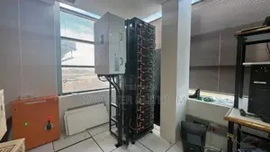 Hybrid Inverter With Lithium Ion Battery (Automatic Power Backup )