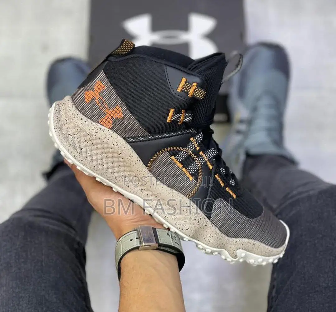 Under Armour Charged Mid Boots Men's American Shoes