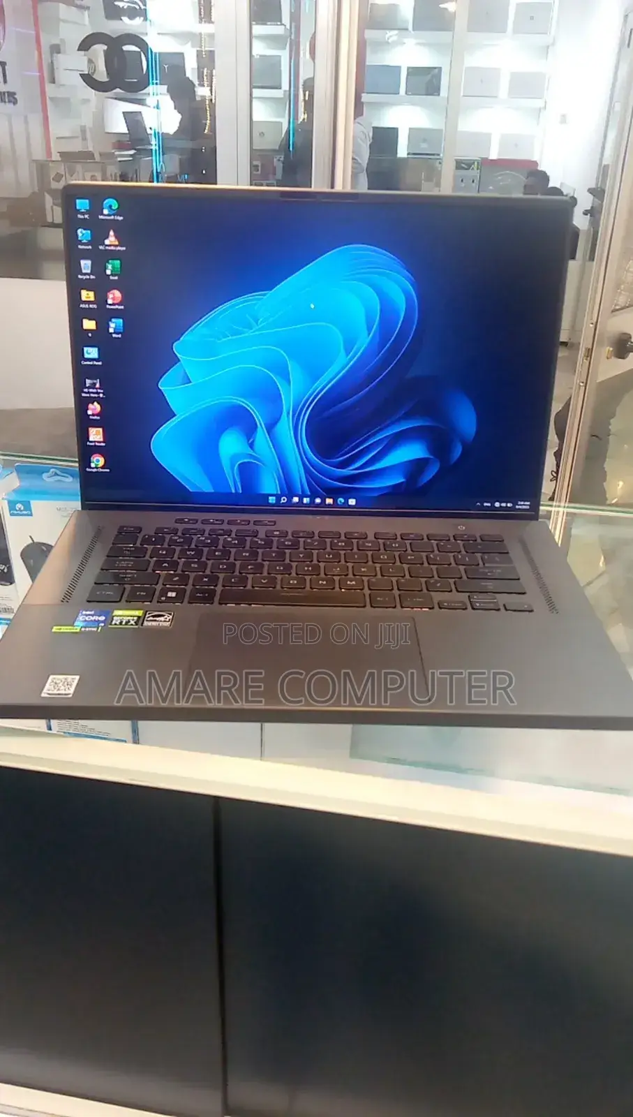 New Laptop Asus ROG Zephyrus G15 16GB Intel Core I9 SSD 1T