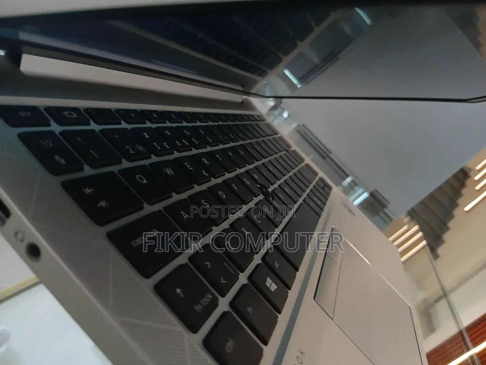 New Laptop HP EliteBook 840 G7 16GB Intel Core I5 SSD 512GB