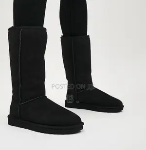 Photo - Comfortable Black High Boots Ugg