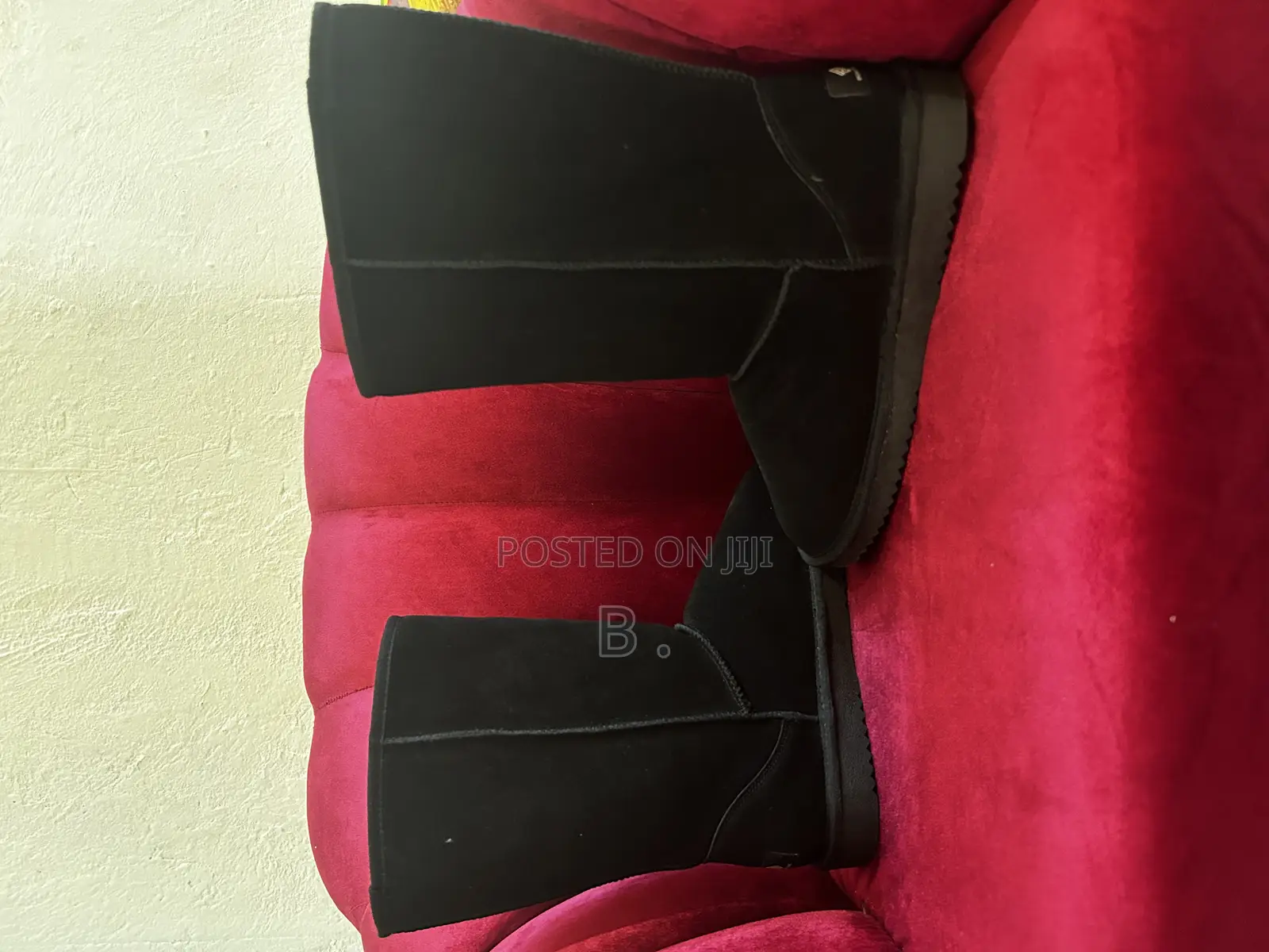 Comfortable Black High Boots Ugg