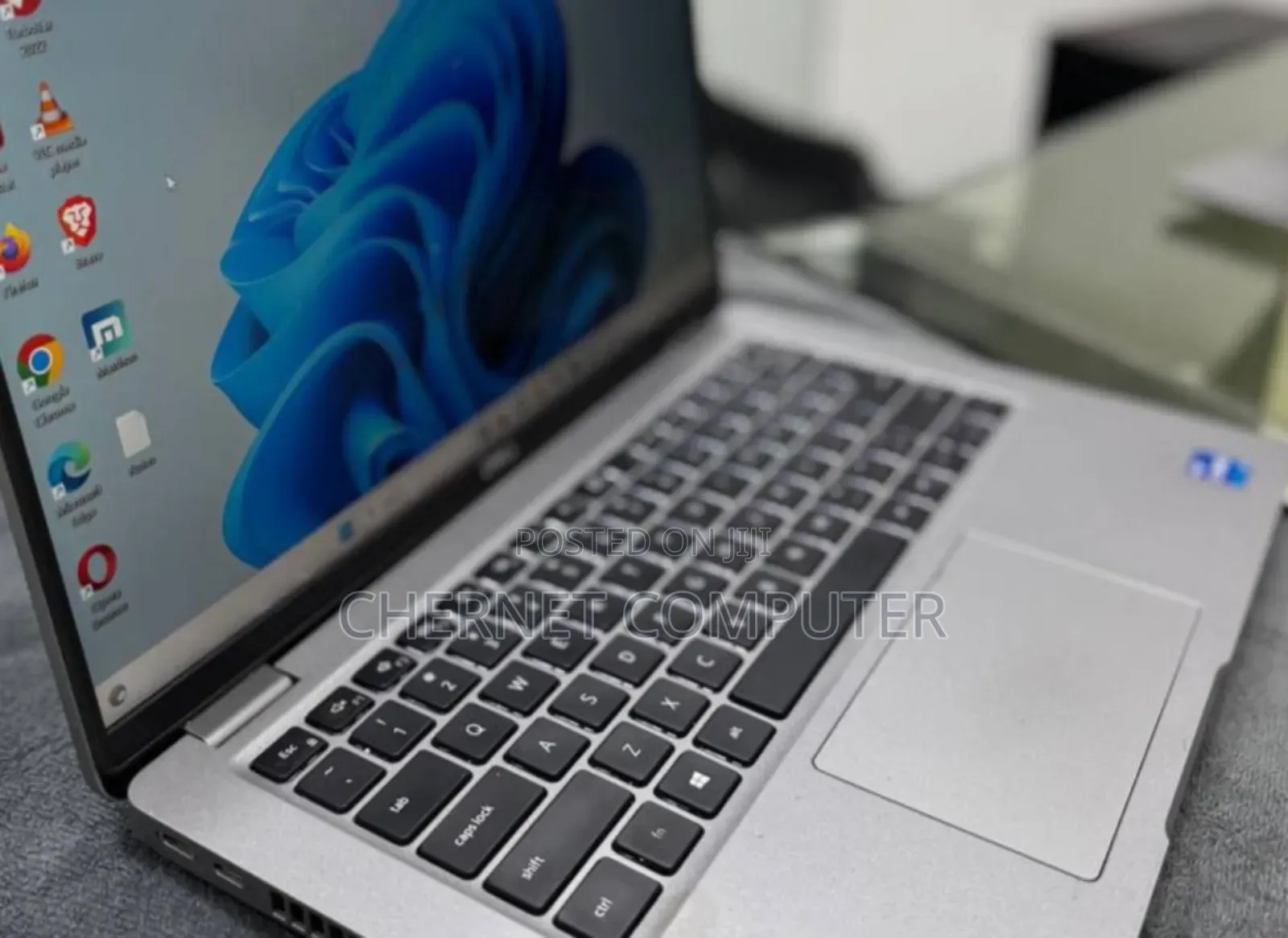 New Laptop Dell 16GB Intel Core I5 SSD 256GB