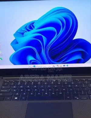 Photo - New Laptop Dell XPS 15 32GB Intel Core I9 SSD 2T