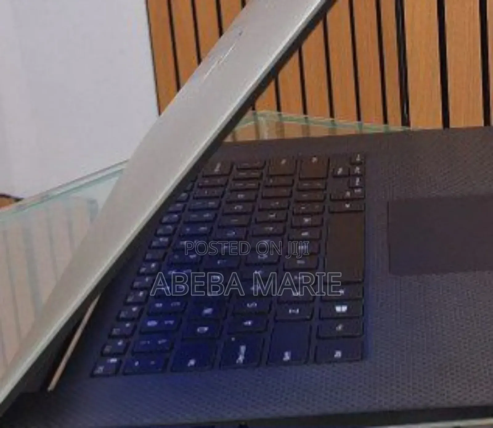 New Laptop Dell XPS 15 32GB Intel Core I9 SSD 2T