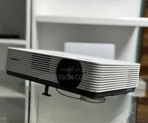 Photo - Sony Dx 221 Model Projector for Sell