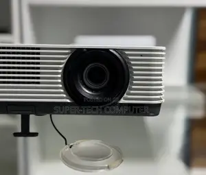 Sony Dx 221 Model Projector for Sell