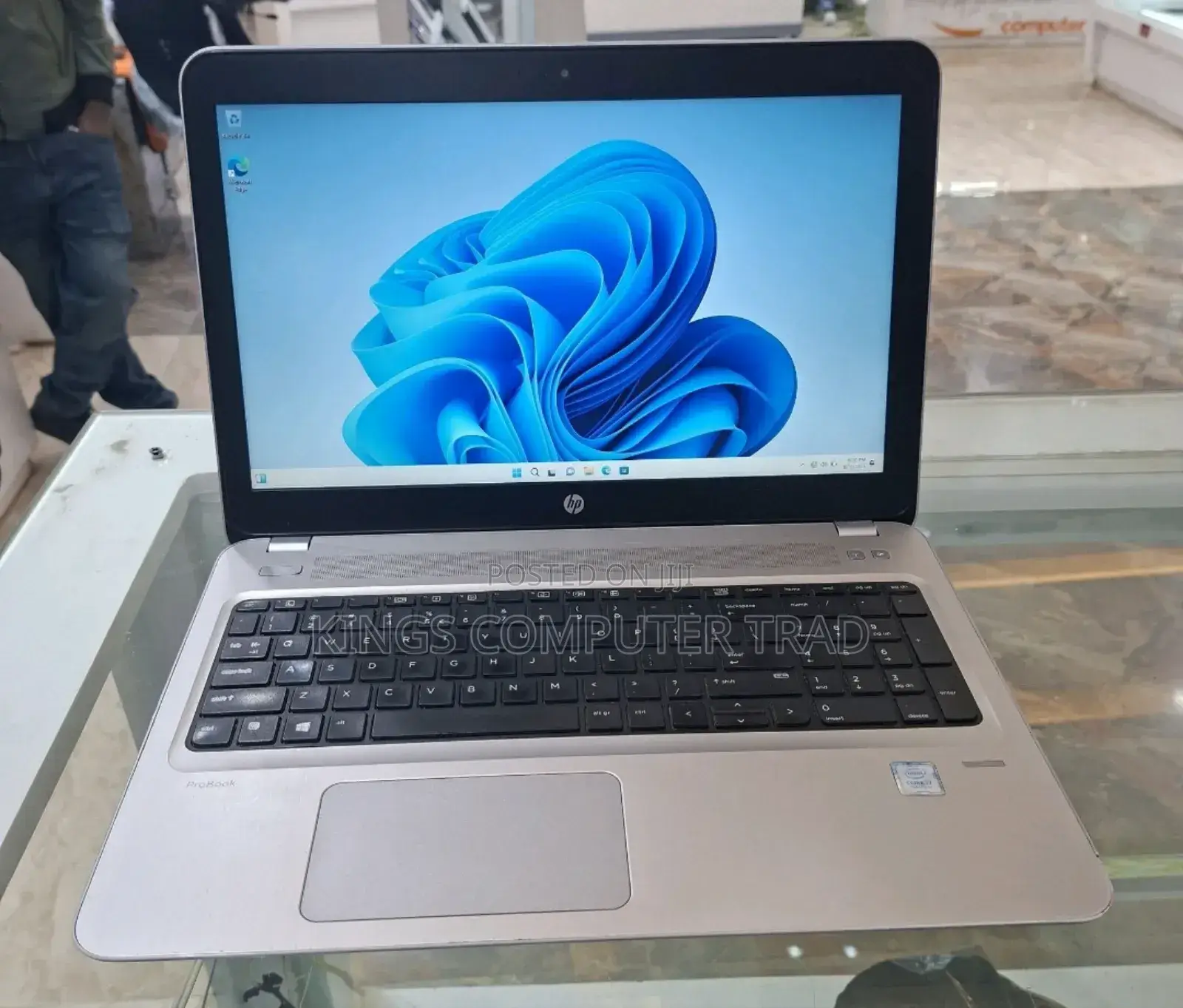 New Laptop HP ProBook 450 G4 8GB Intel Core i7 SSD 1T