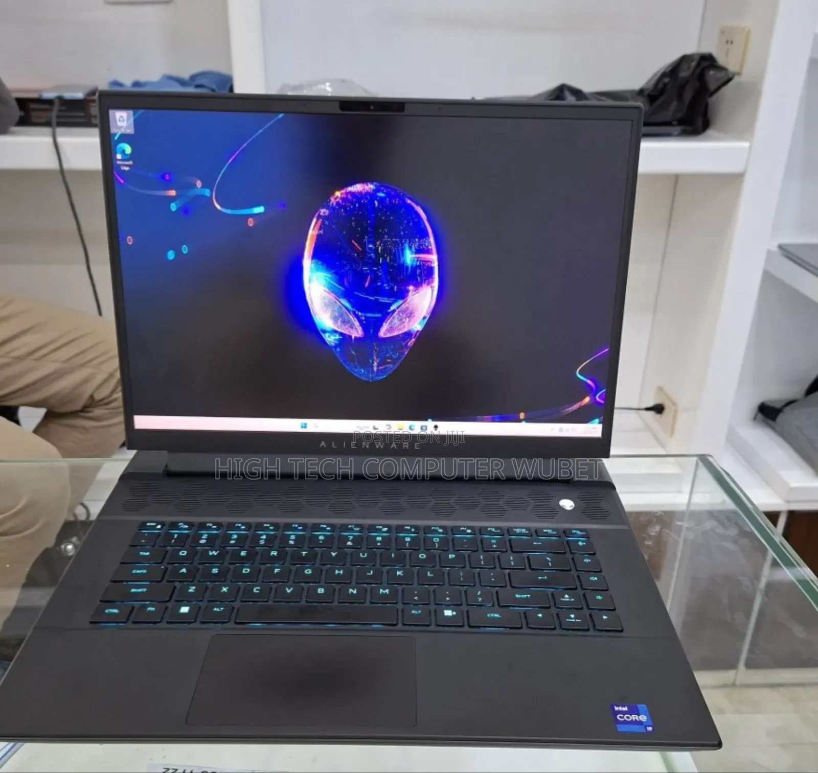 New Laptop Dell Alienware M16 R1 16GB Intel Core I9 SSD 1T