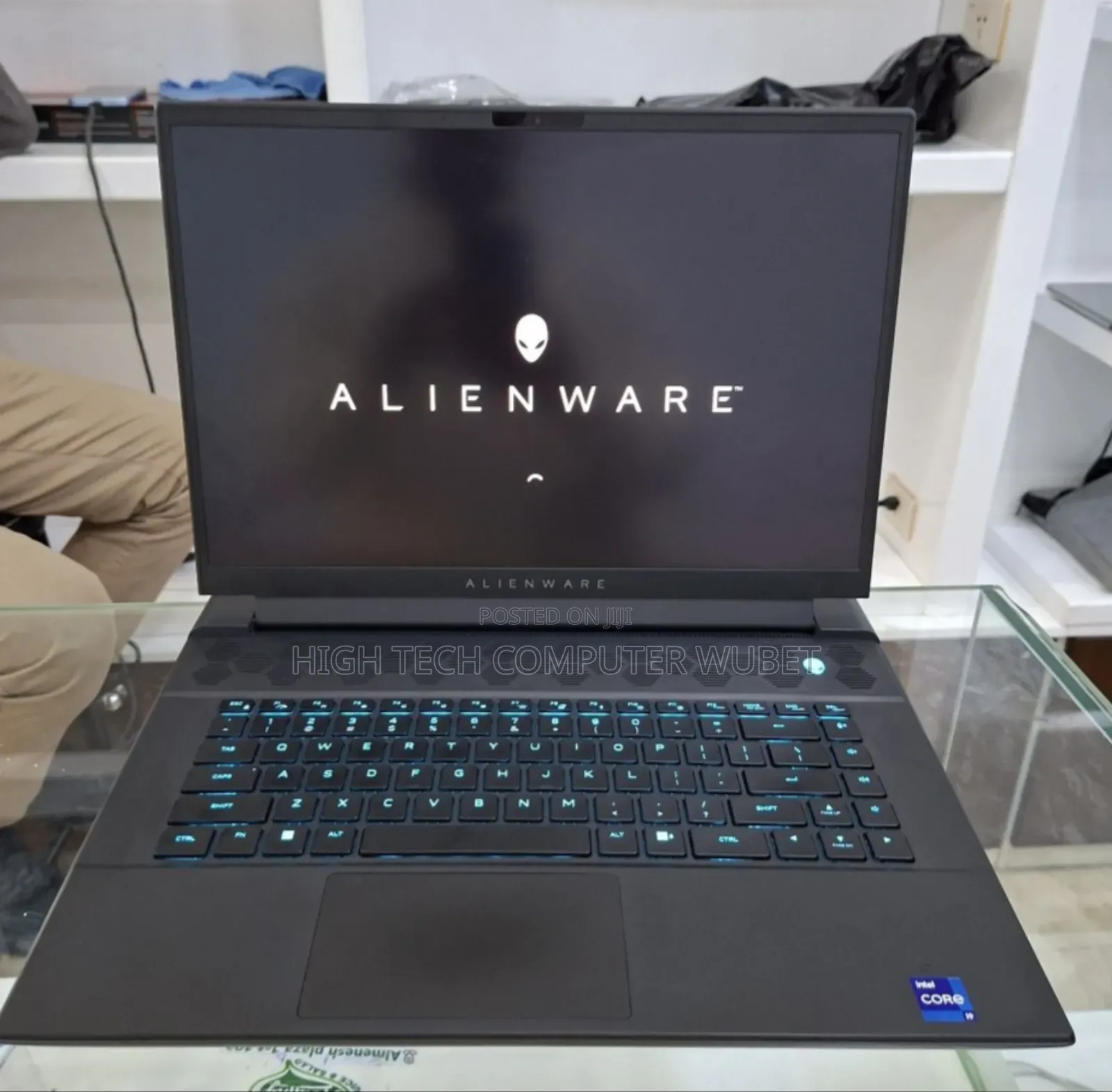 New Laptop Dell Alienware M16 R1 16GB Intel Core I9 SSD 1T