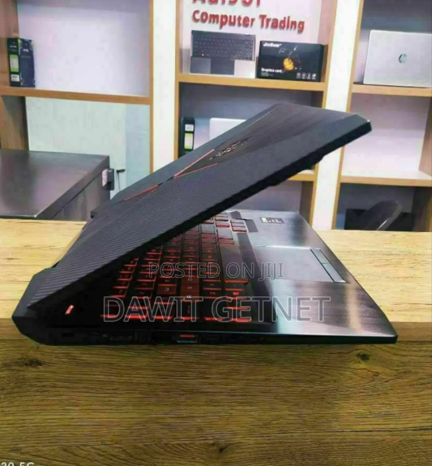 New Laptop HP Omen 15 16GB Intel Core I7 HDD 512GB