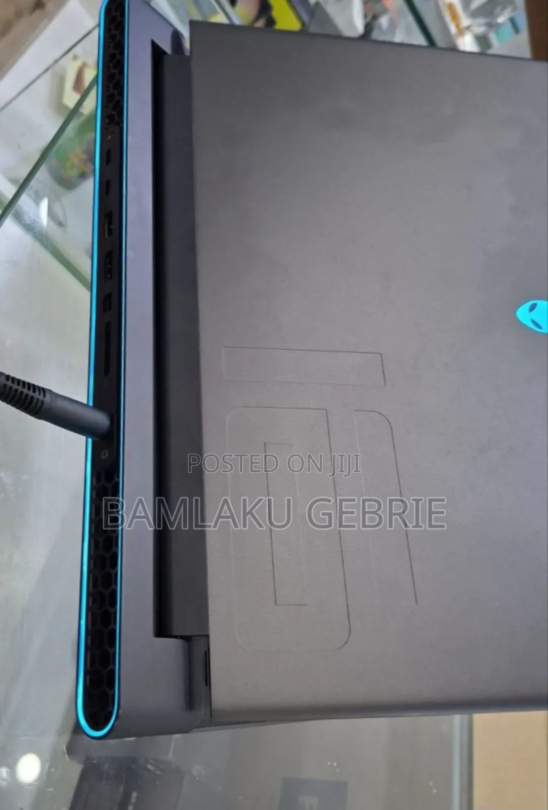 New Laptop Alienware M17x R2 16GB Intel Core I9 SSD 1T