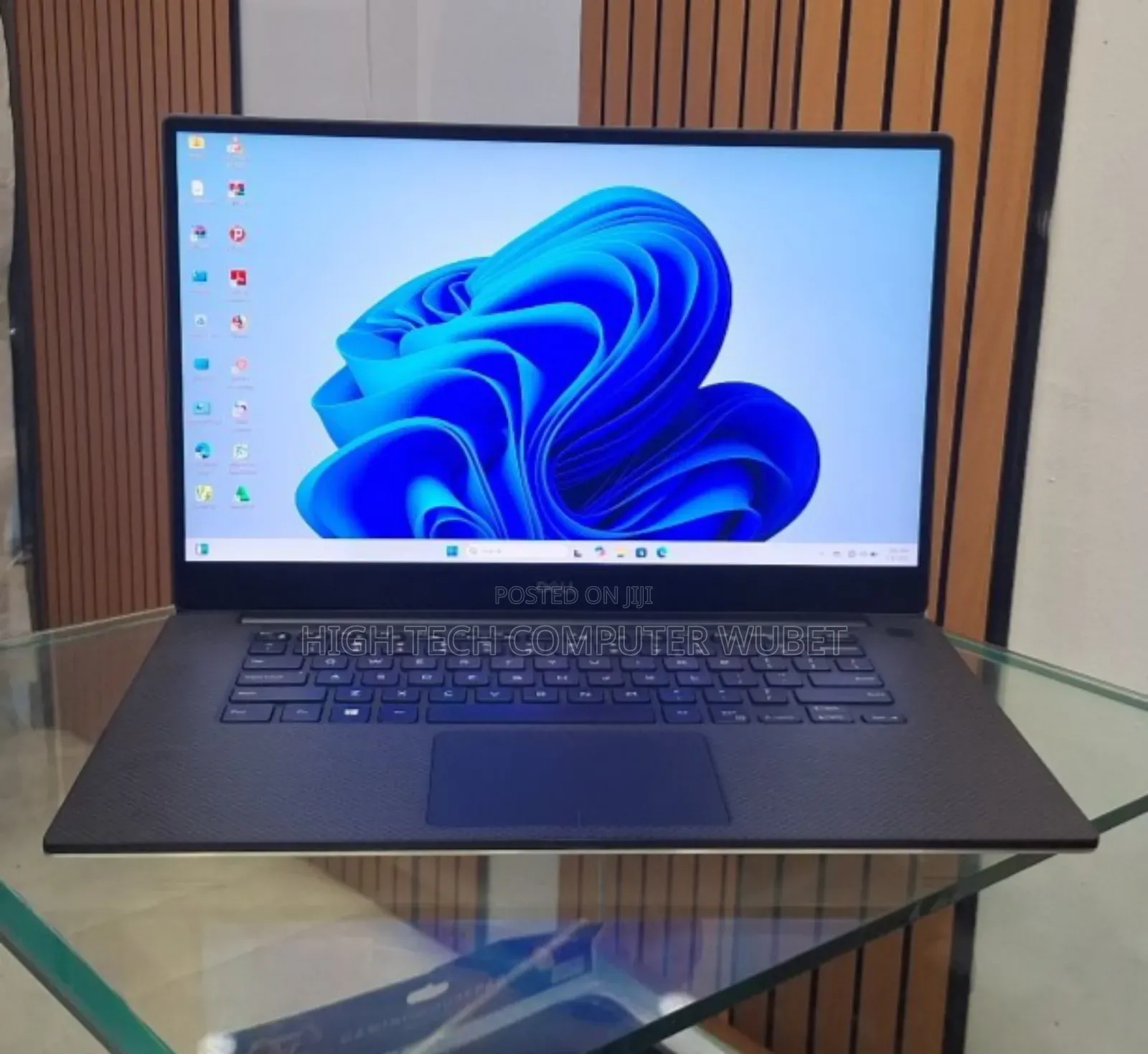 New Laptop Dell XPS 15 32GB Intel Core I9 SSD 2T