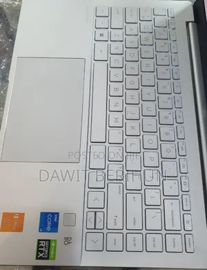 Photo - New Laptop HP 16GB Intel Core I5 SSD 512GB