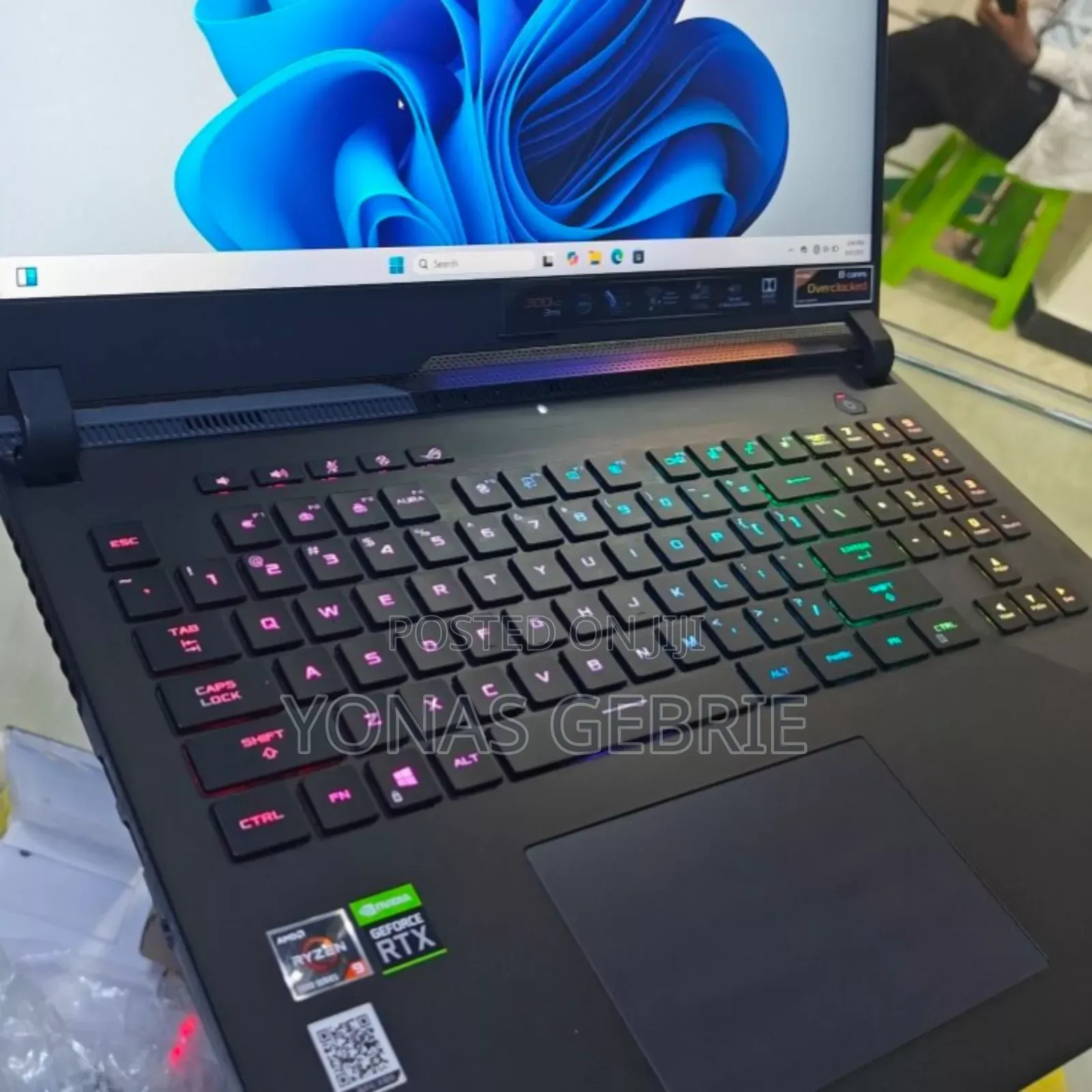 New Laptop Asus ROG Strix G16 G614 32GB AMD Ryzen 9 SSD 1T