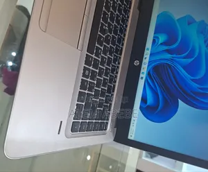 New Laptop HP EliteBook 840 G3 8GB Intel Core I5 HDD 500GB