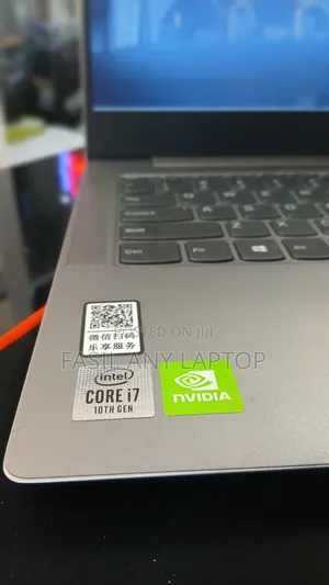 Laptop Lenovo IdeaPad Flex 14 12GB Intel Core I7 SSD 512GB