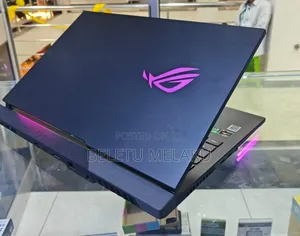 New Laptop Asus ROG Strix G17 32GB AMD Ryzen 9 SSD 1T