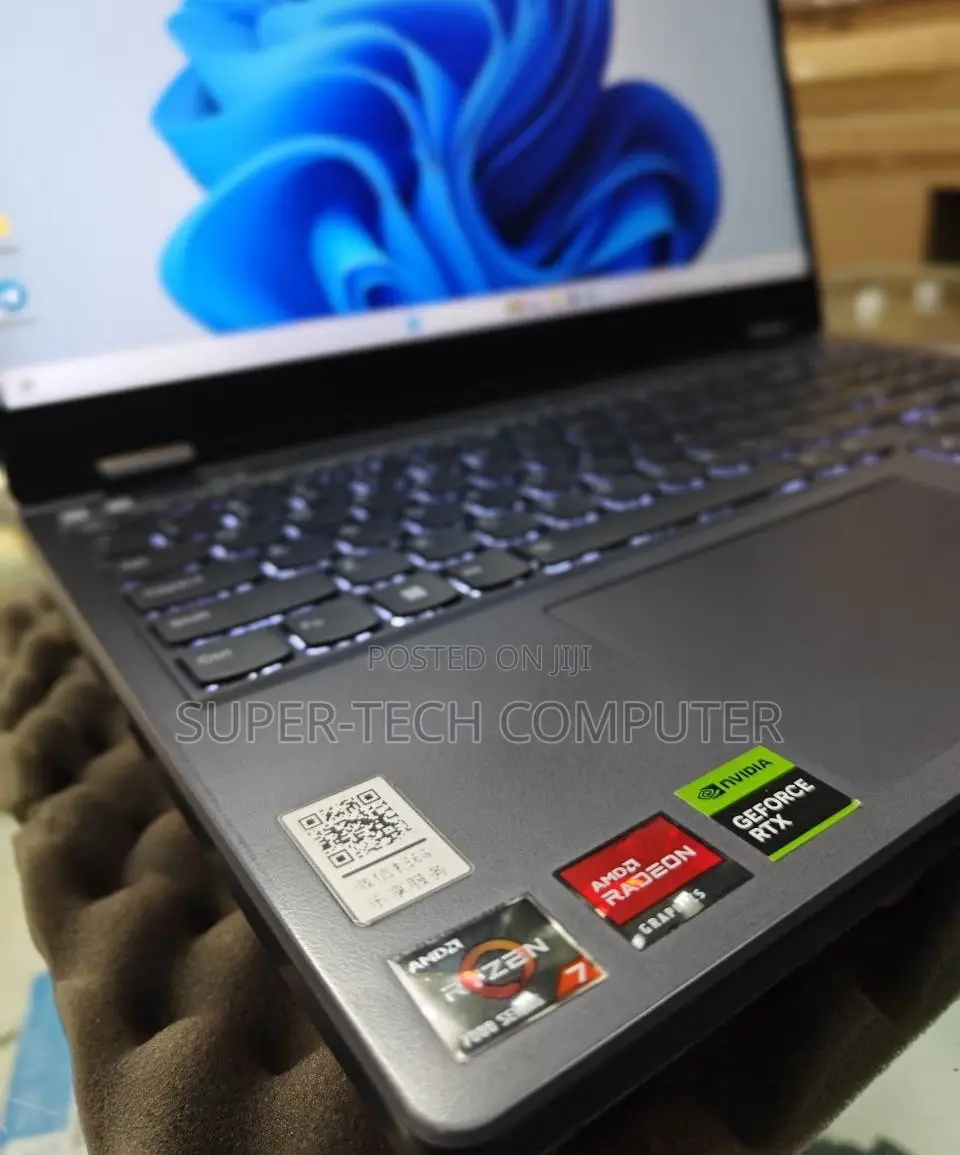 New Laptop Lenovo Legion 5 16GB AMD Ryzen 7 SSD 512GB