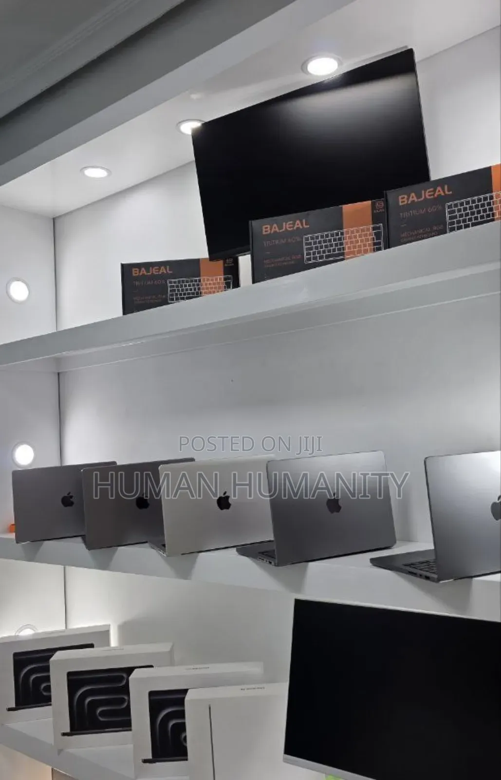 New Laptop Apple MacBook Air 2025 M4 13-inch 16GB Apple M4 SSD 256GB