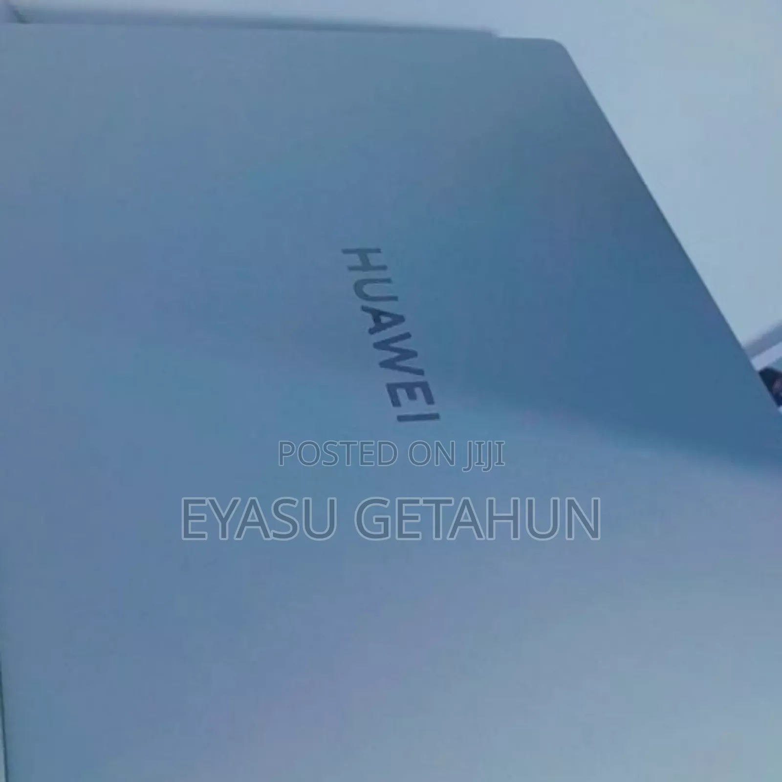 New Laptop Huawei MateBook 13 WRT-W19E 8GB Intel Core i5 SSD 512GB