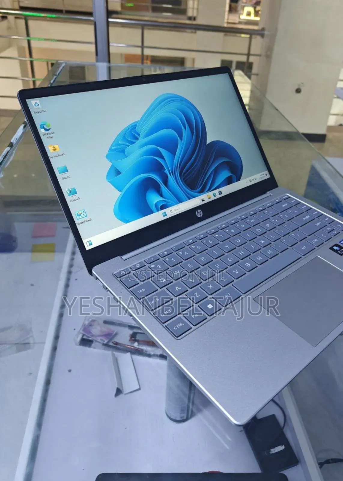 New Laptop HP Stream Notebook 16GB Intel Core I7 SSD 1T