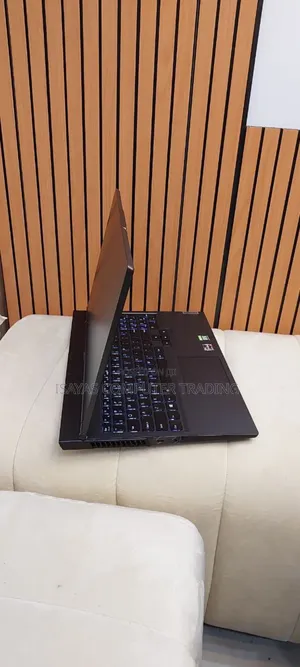 New Laptop Lenovo Legion 5 16GB AMD Ryzen 7 SSD 512GB