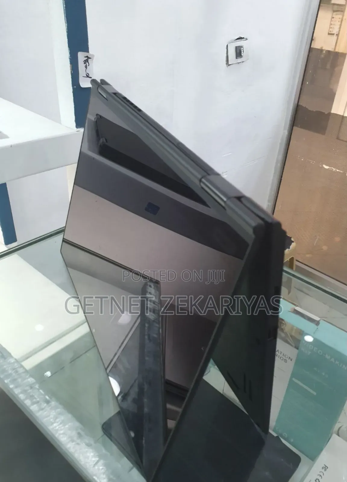 New Laptop Lenovo Thinkpad X1 Yoga 16GB Intel Core I5 SSD 512GB