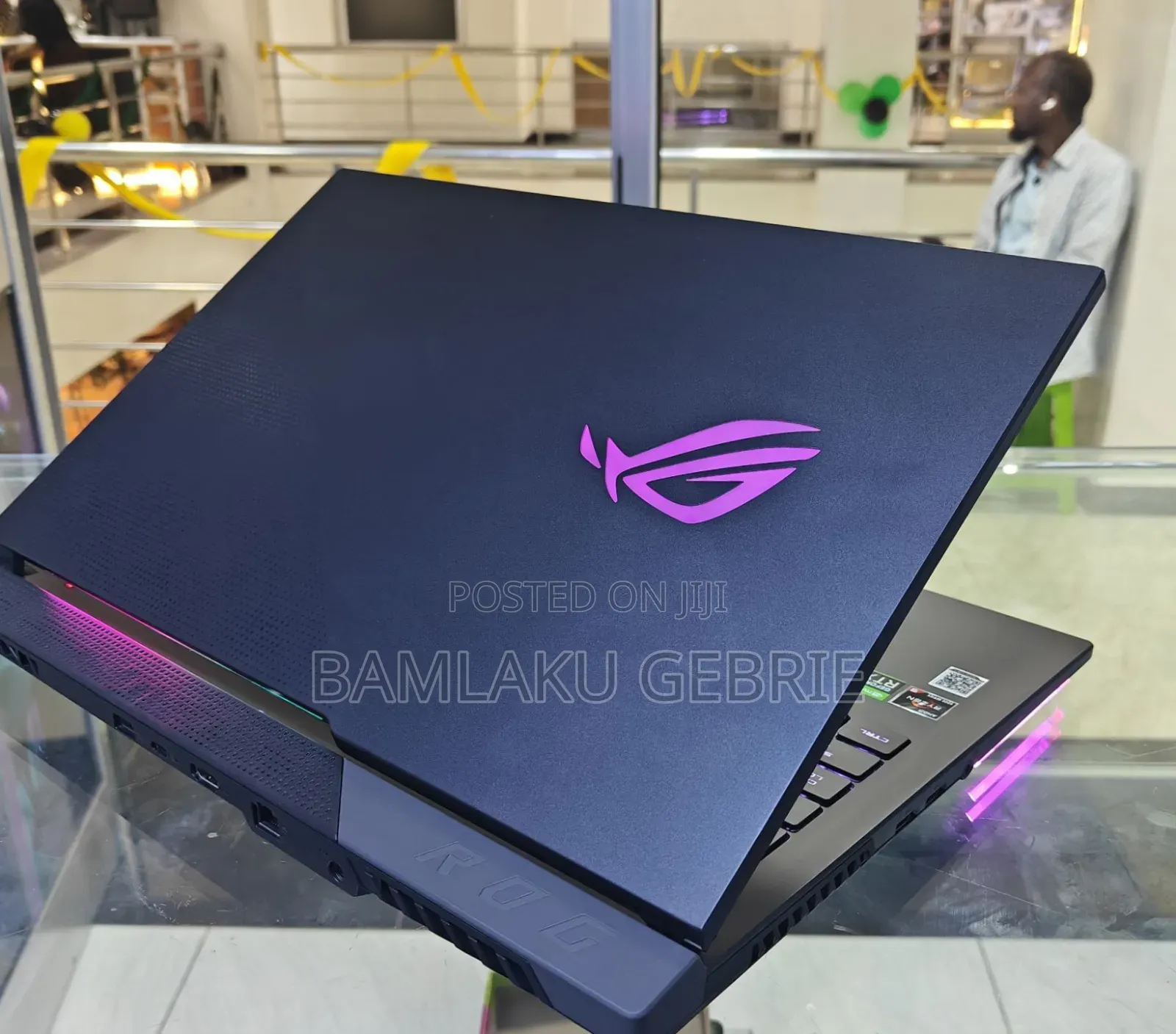 New Laptop Asus ROG Strix G15 32GB AMD Ryzen 9 SSD 1T