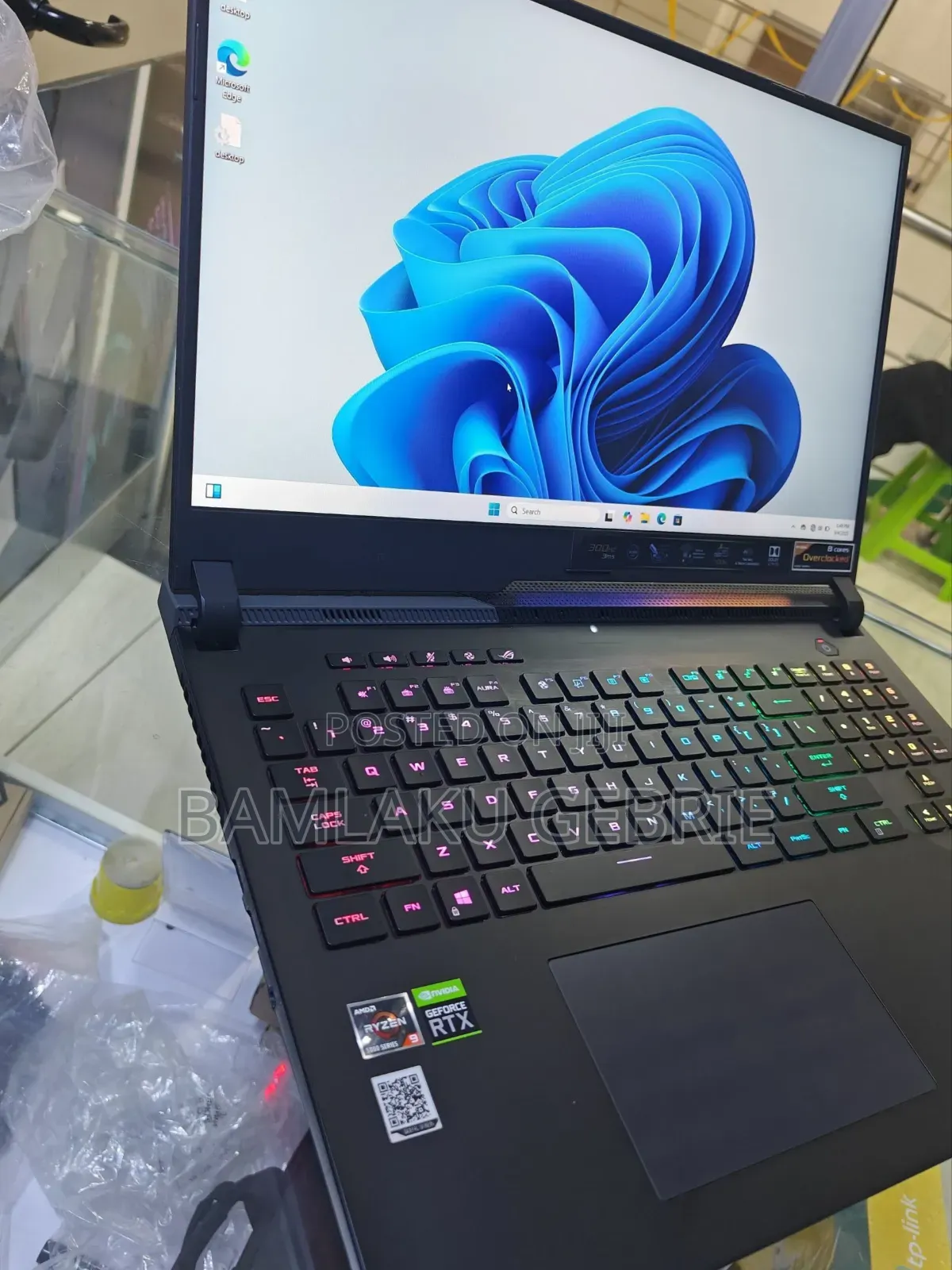 New Laptop Asus ROG Strix G15 32GB AMD Ryzen 9 SSD 1T