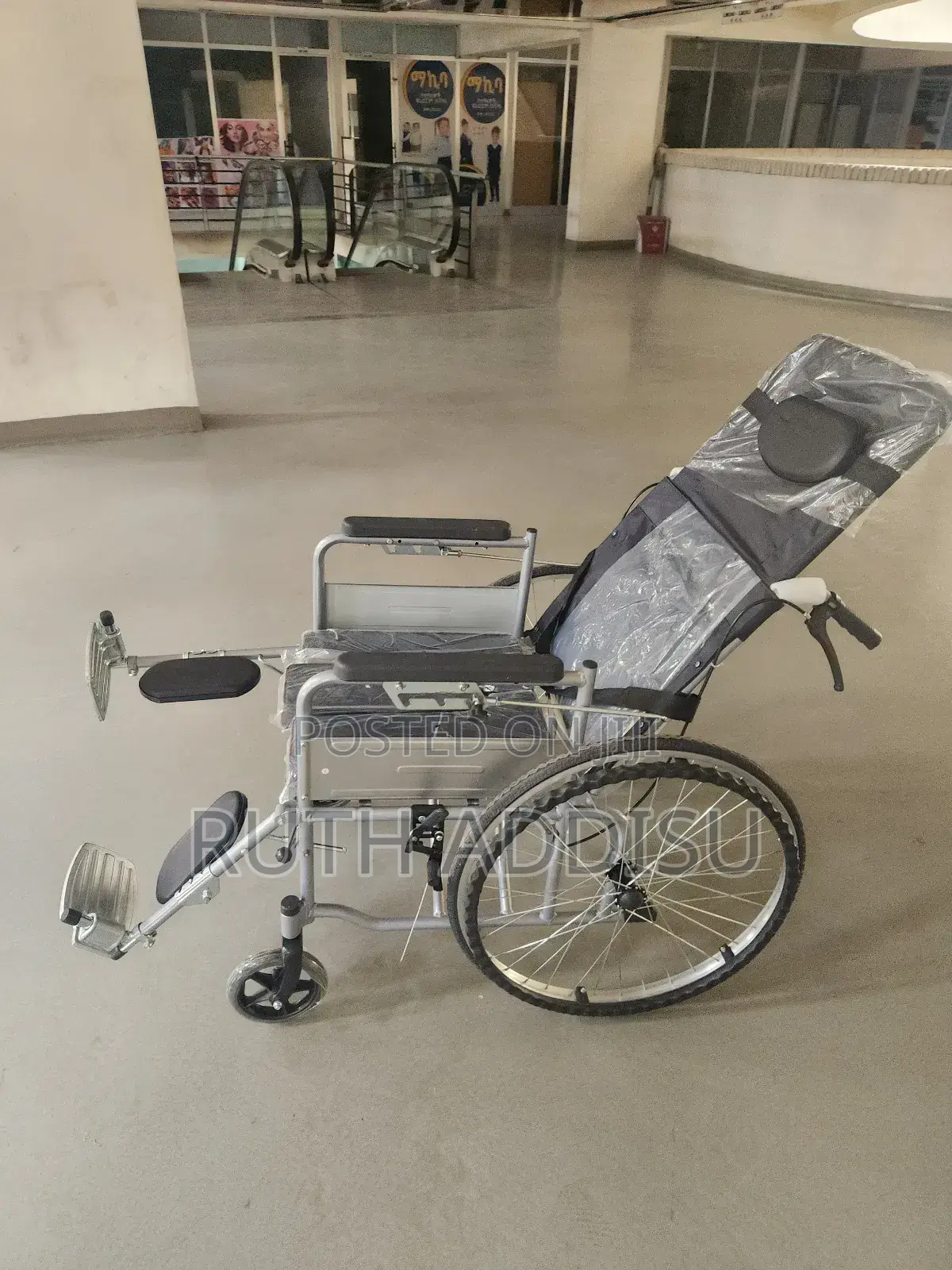 Wheelchair多次45° Degree Reclination Wheelchair名字wheelchair旯了wheelchair