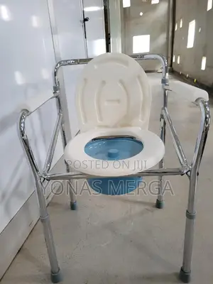 Photo - Conveniently Adjusts To Best፷昍commode Chair噁፬seat For Use As Toilet領88
