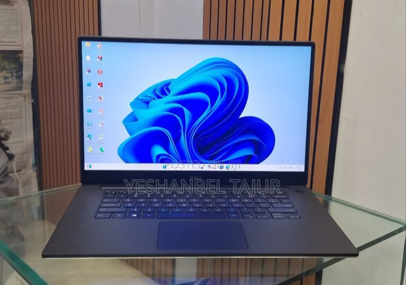 New Laptop Dell XPS 15 32GB Intel Core I9 SSD 2T