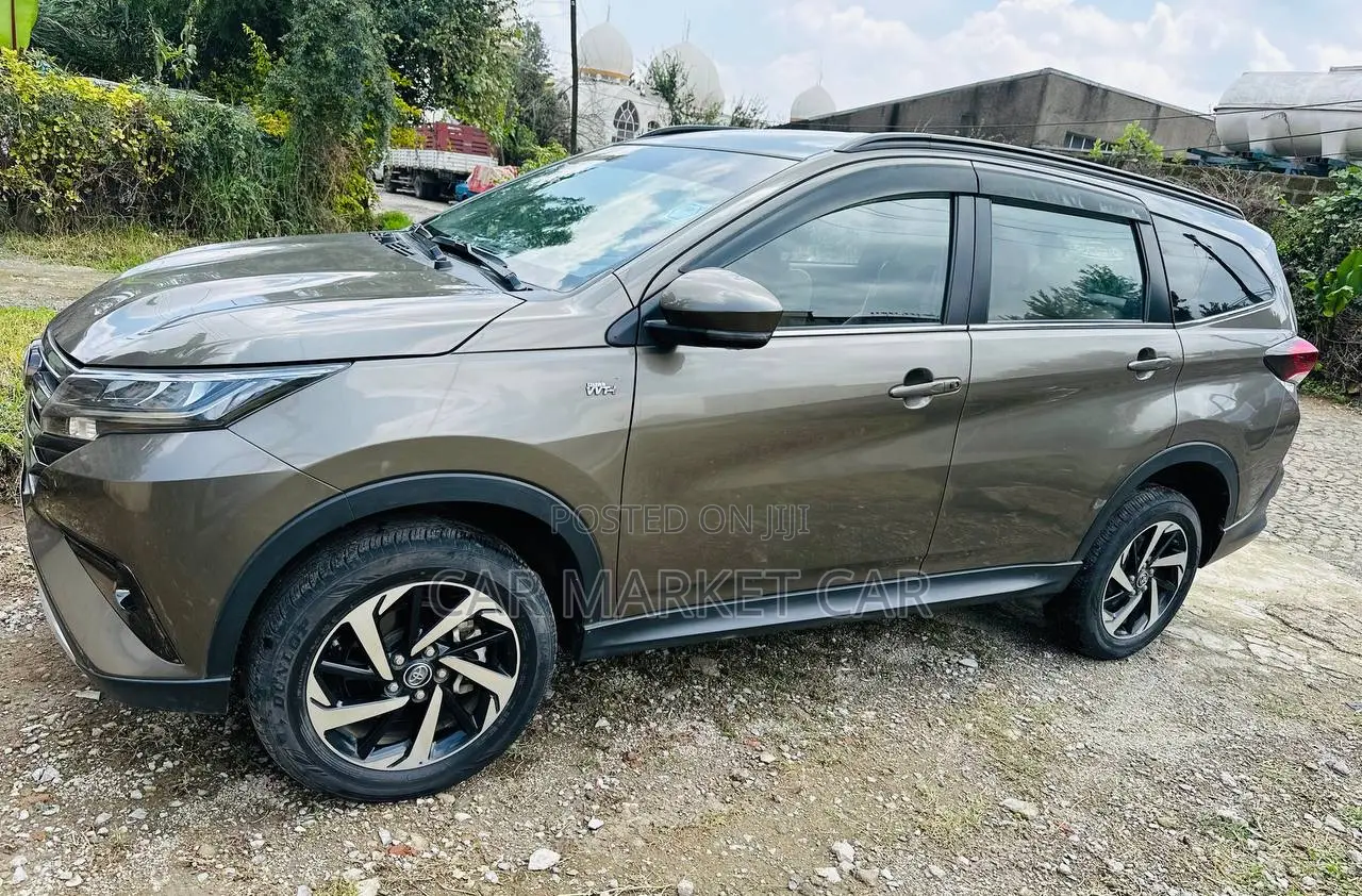 Toyota Rush 2022 Gray