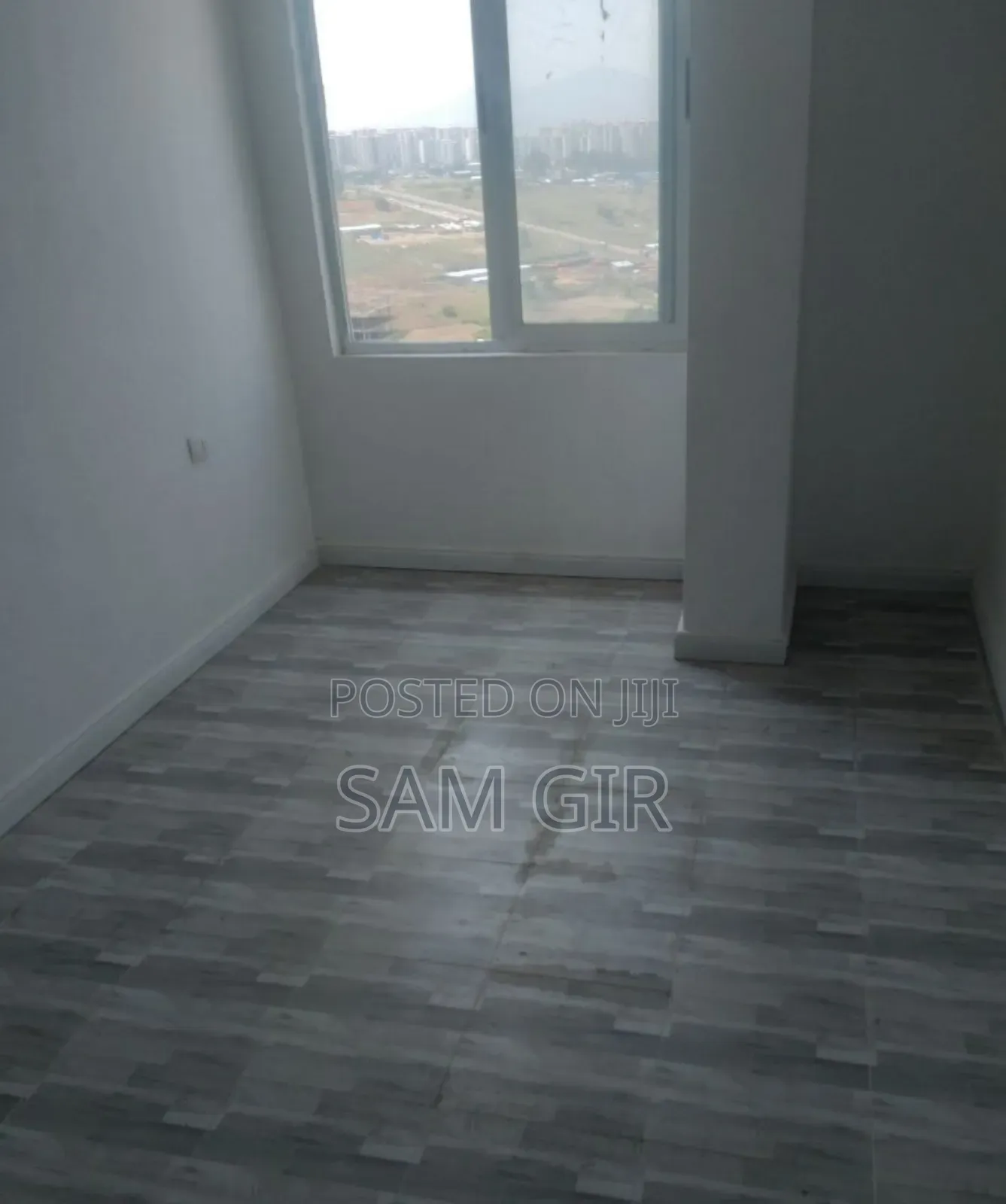 Furnished Studio Apartment in 72, Bole for rent