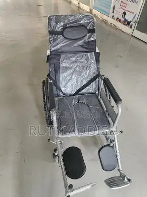 Wheelchair የሚተኛ ባለ ፖፖ Wheelchair睡覺wheelchair晟了wheelchair腕帶wheelchair