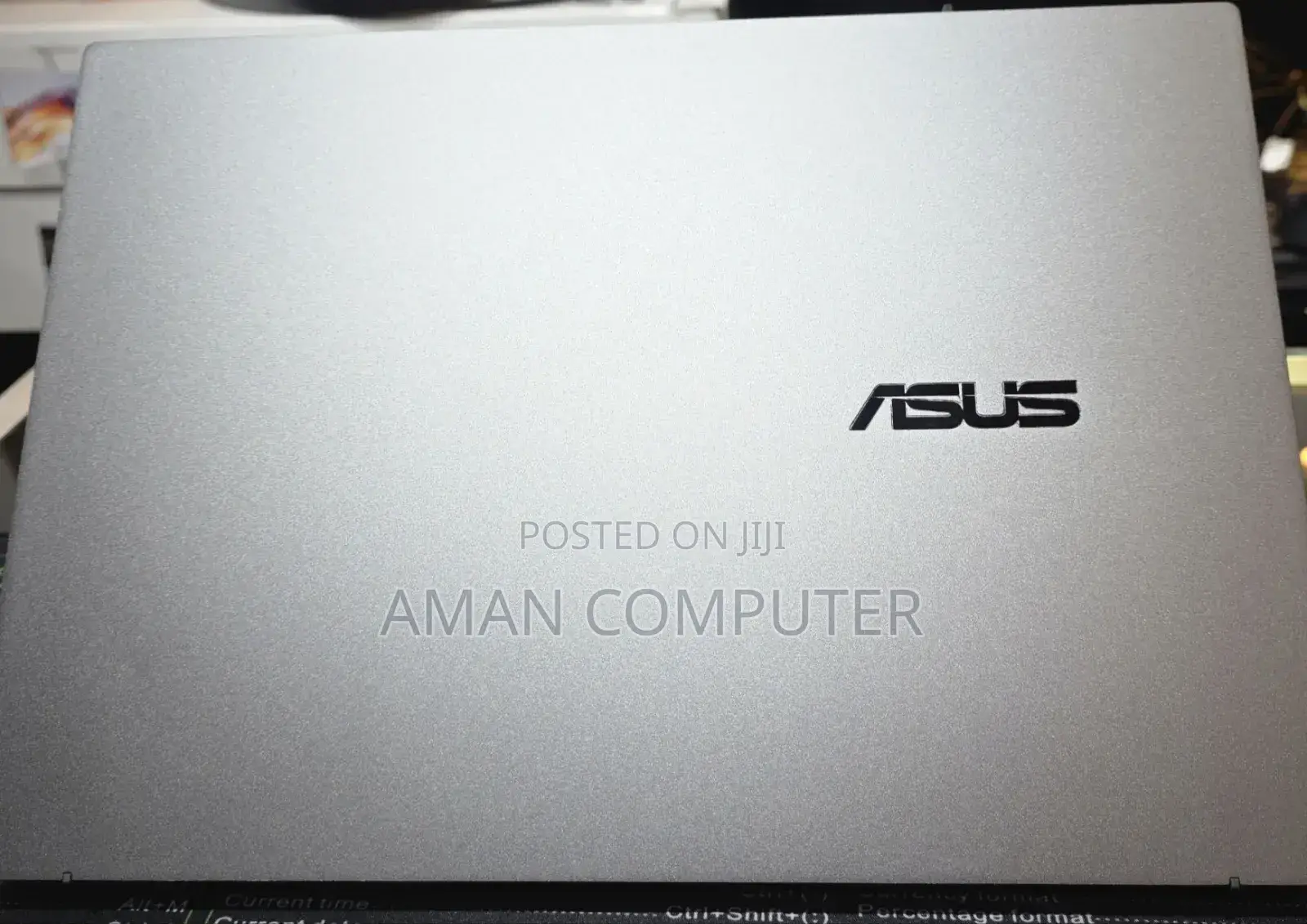 New Laptop Asus ZenBook 13 UX331UN 8GB Intel Core Ultra 5 SSD 512GB