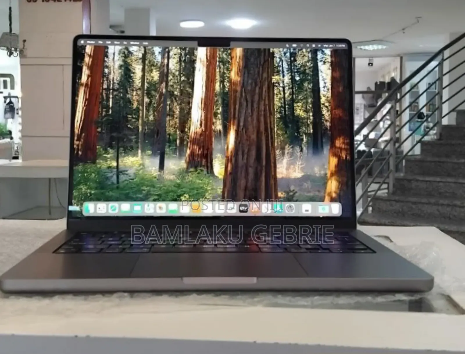 New Laptop Apple MacBook Pro 2021 M1 16GB Apple M1 Pro SSD 512GB