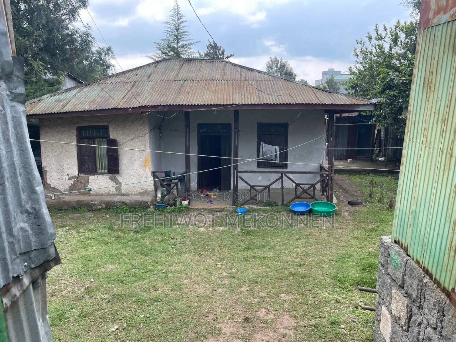 3bdrm House in Gullele for sale