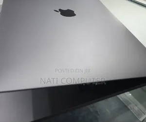 New Laptop Apple MacBook Pro 2019 8GB Intel Core I5 SSD 256GB