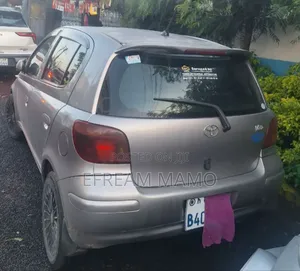 Toyota Vitz 2004 Brown